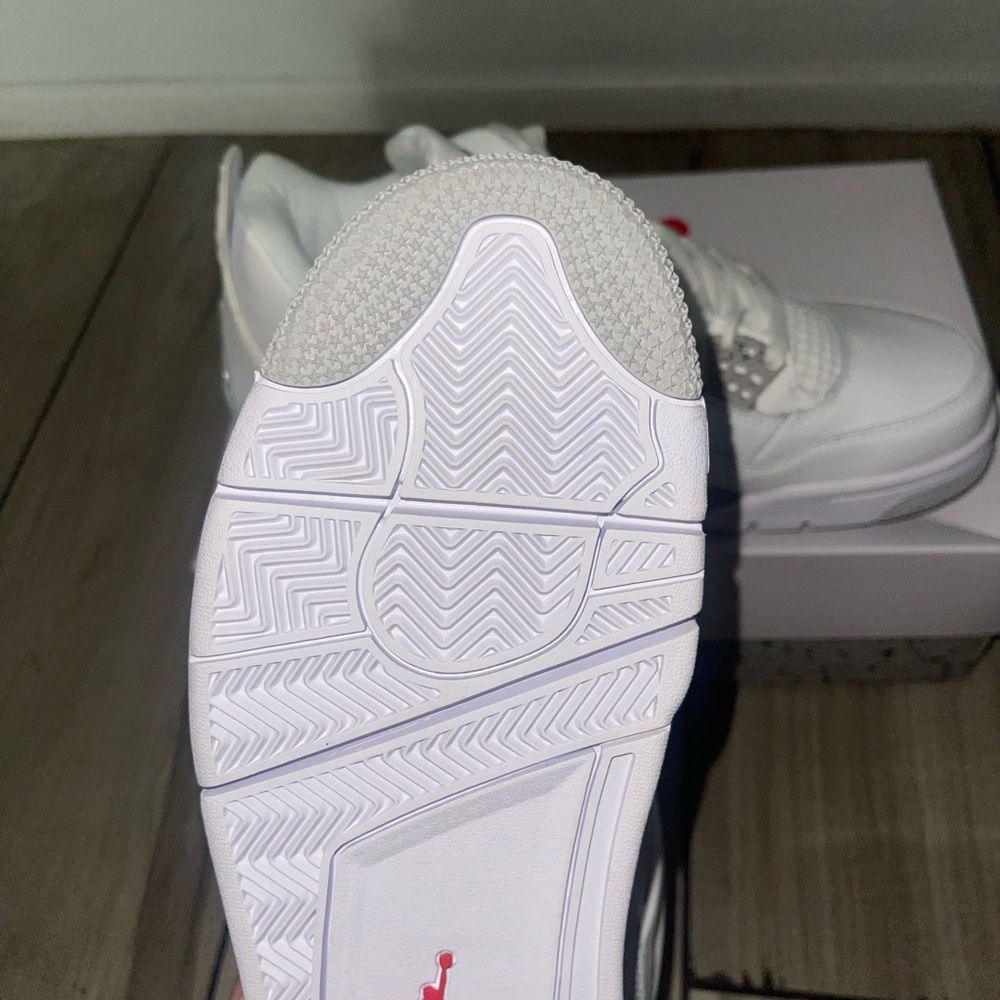 Mens Jordan 4 “White Oreo” - Size 11 - Picture 3 of 6